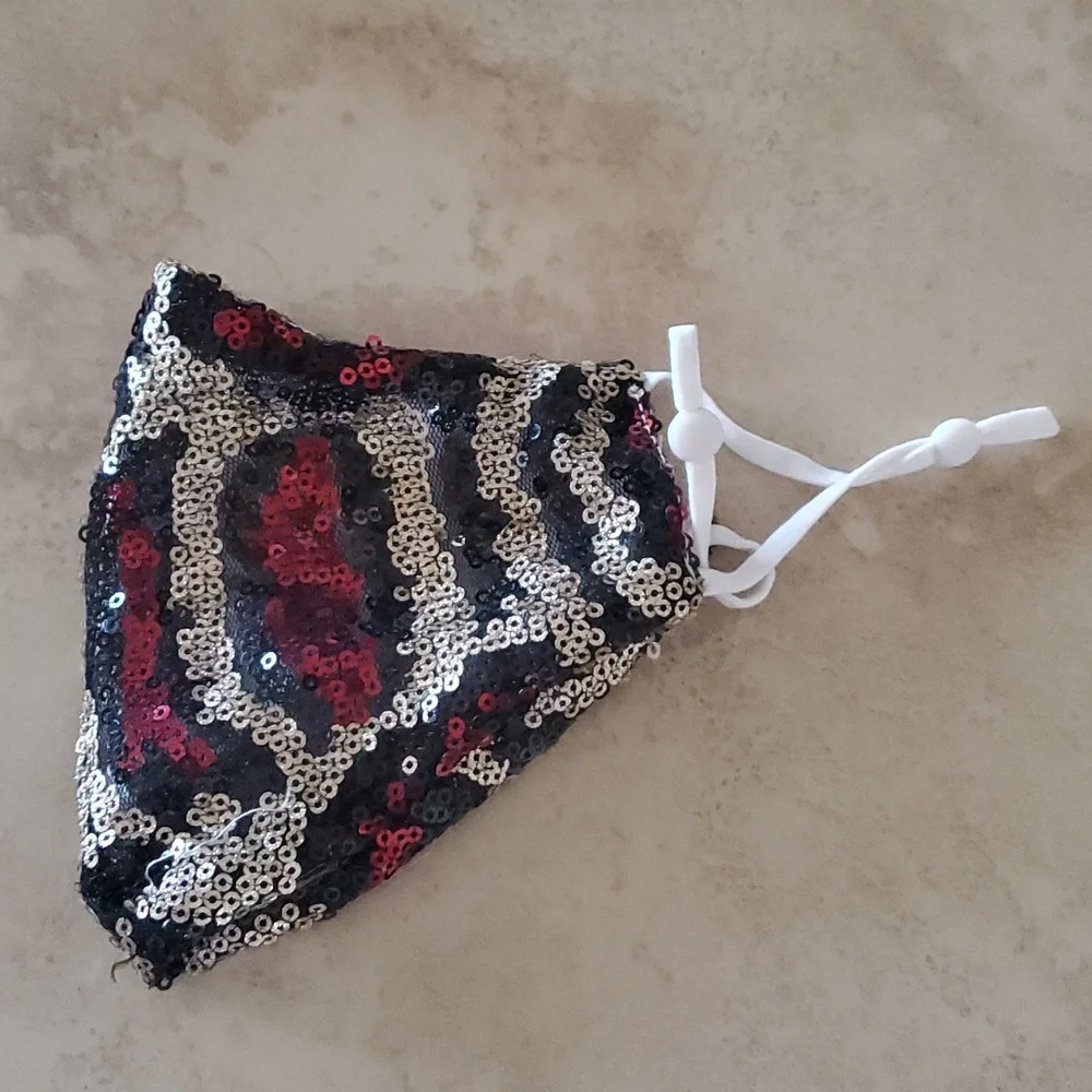 **SALE**Leopard Jeweled Facemask nwot